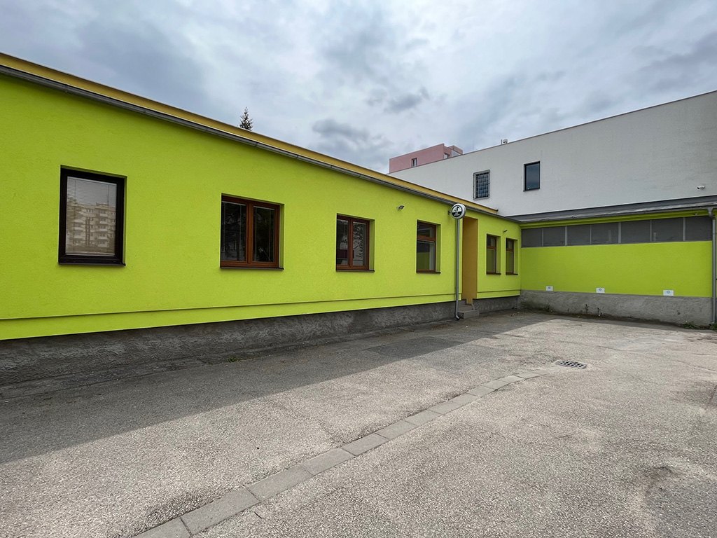 Sídlo a provozovna KM Výtahy Jižní Čechy